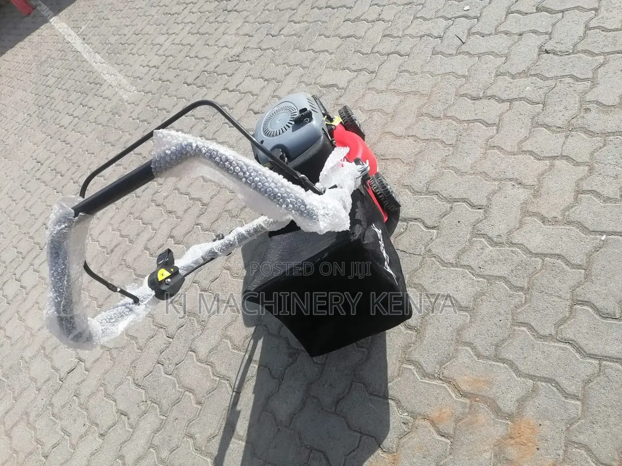 Hanseatic Gasoline Lawn Mower 3.0 HP -123cc 16 Inches