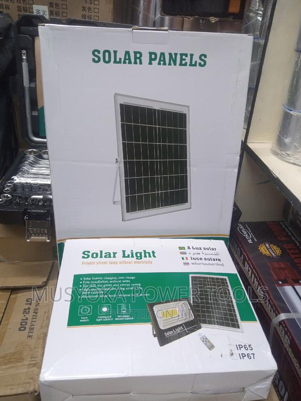 Solar Flood Light
150watts