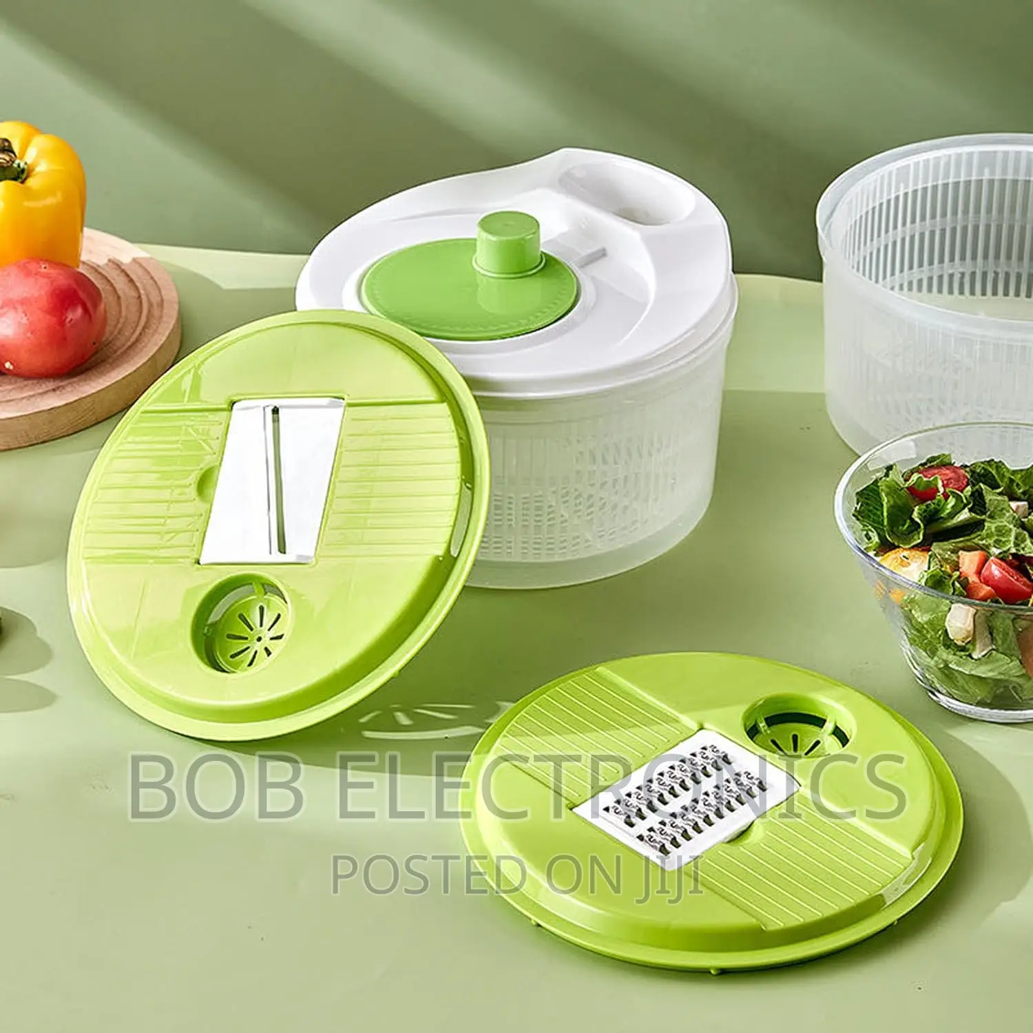 Salad Spinner With Slicer