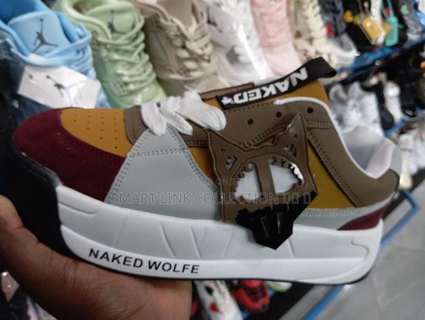 New Naked Wolf - thumbnail 4