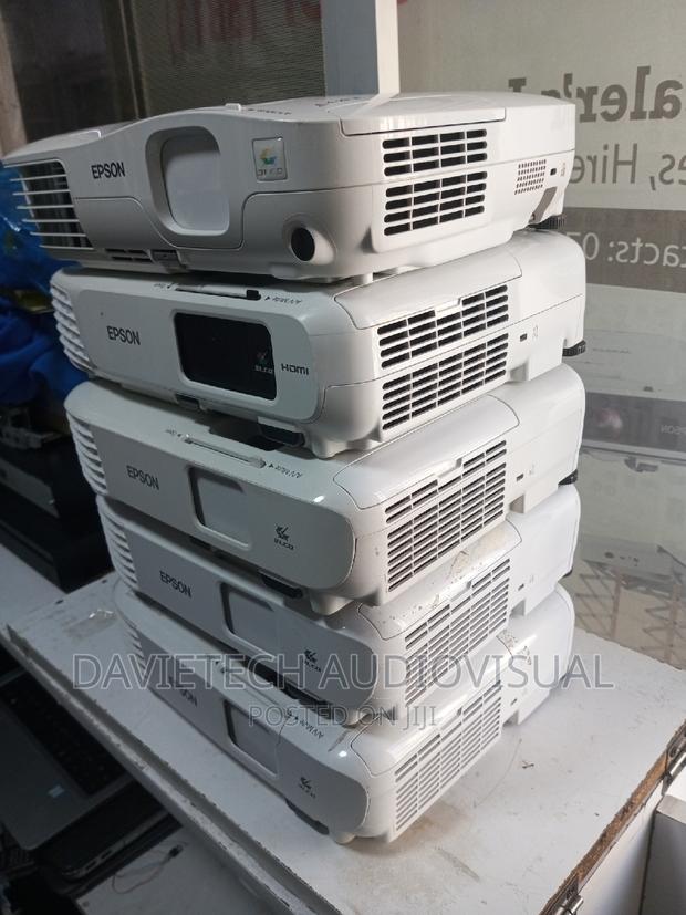 EPSON EX UK Projectors, Ex31 - thumbnail 2