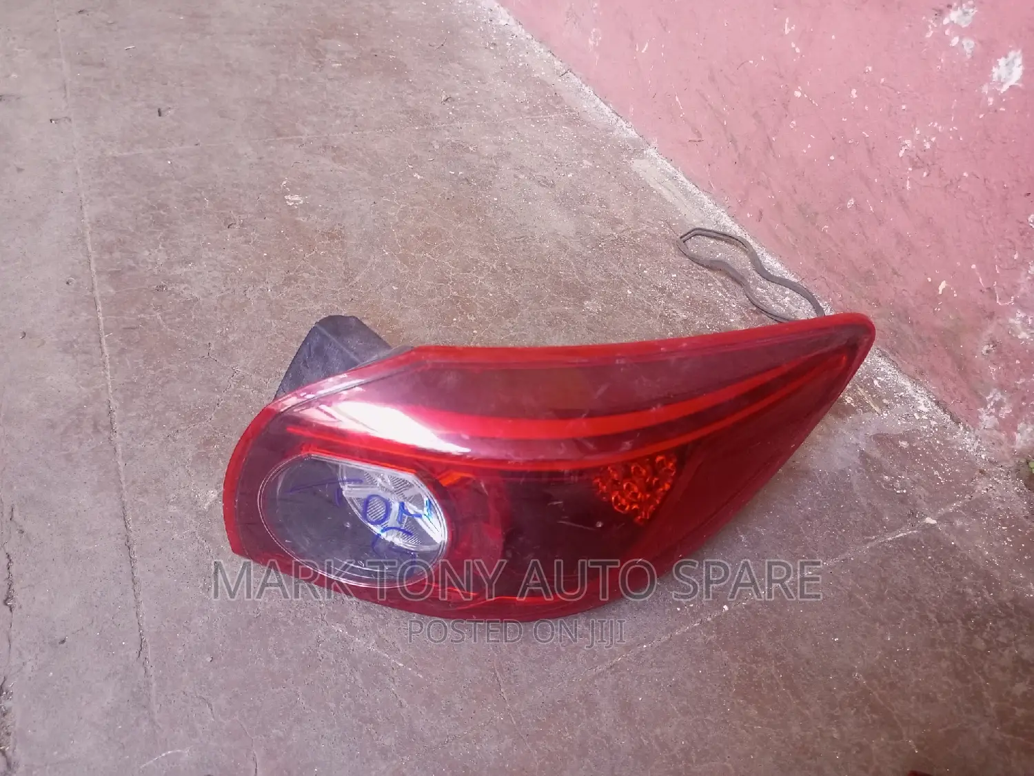 Axela 2017 Backlight Diode