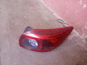 Axela 2017 Backlight Diode