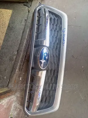Subaru N16 Grill 2013