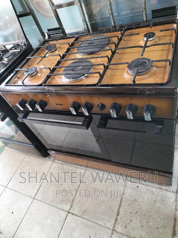 Von Hotpoint Cooker - main view