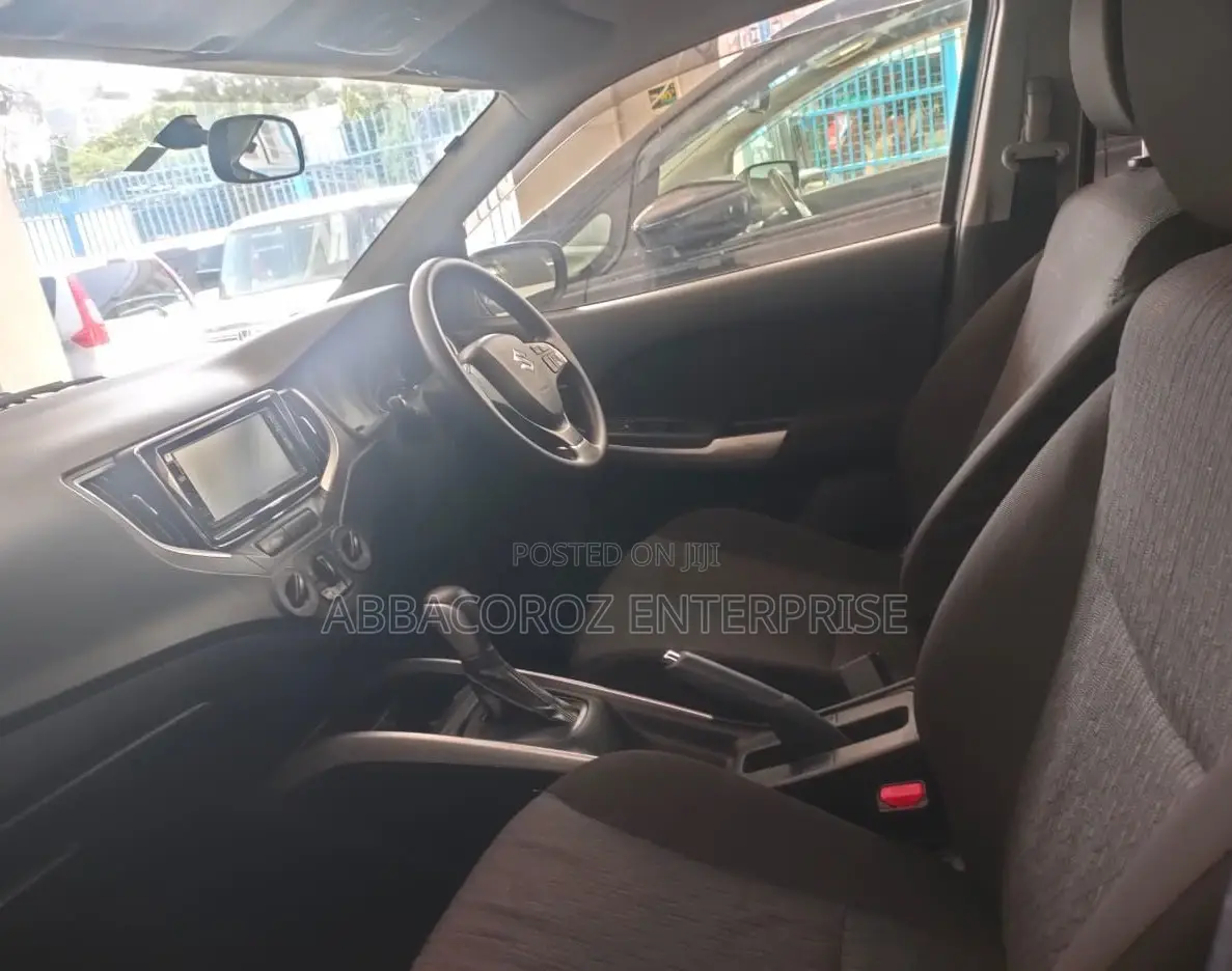 Suzuki Baleno 2017 Gray
