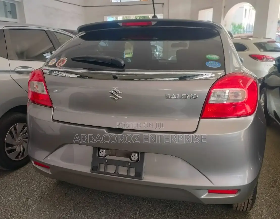 Suzuki Baleno 2017 Gray