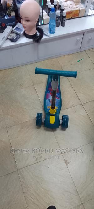 Unisex Scooter Scooter Available Strong Scooter for Kids