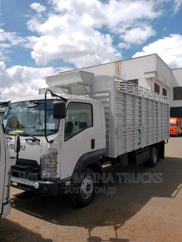 Isuzu FRR 2024 White - thumbnail 2