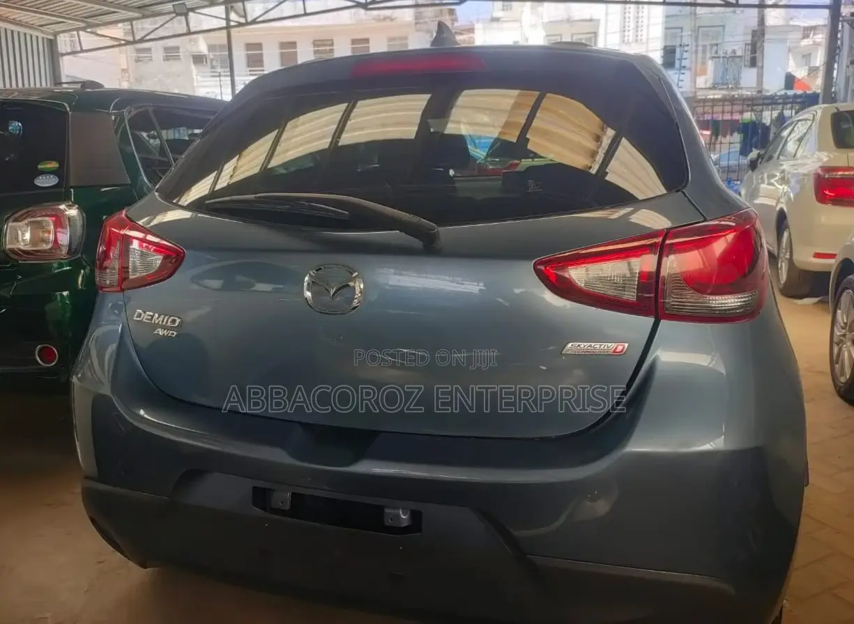 Mazda Demio 2016 Teal
