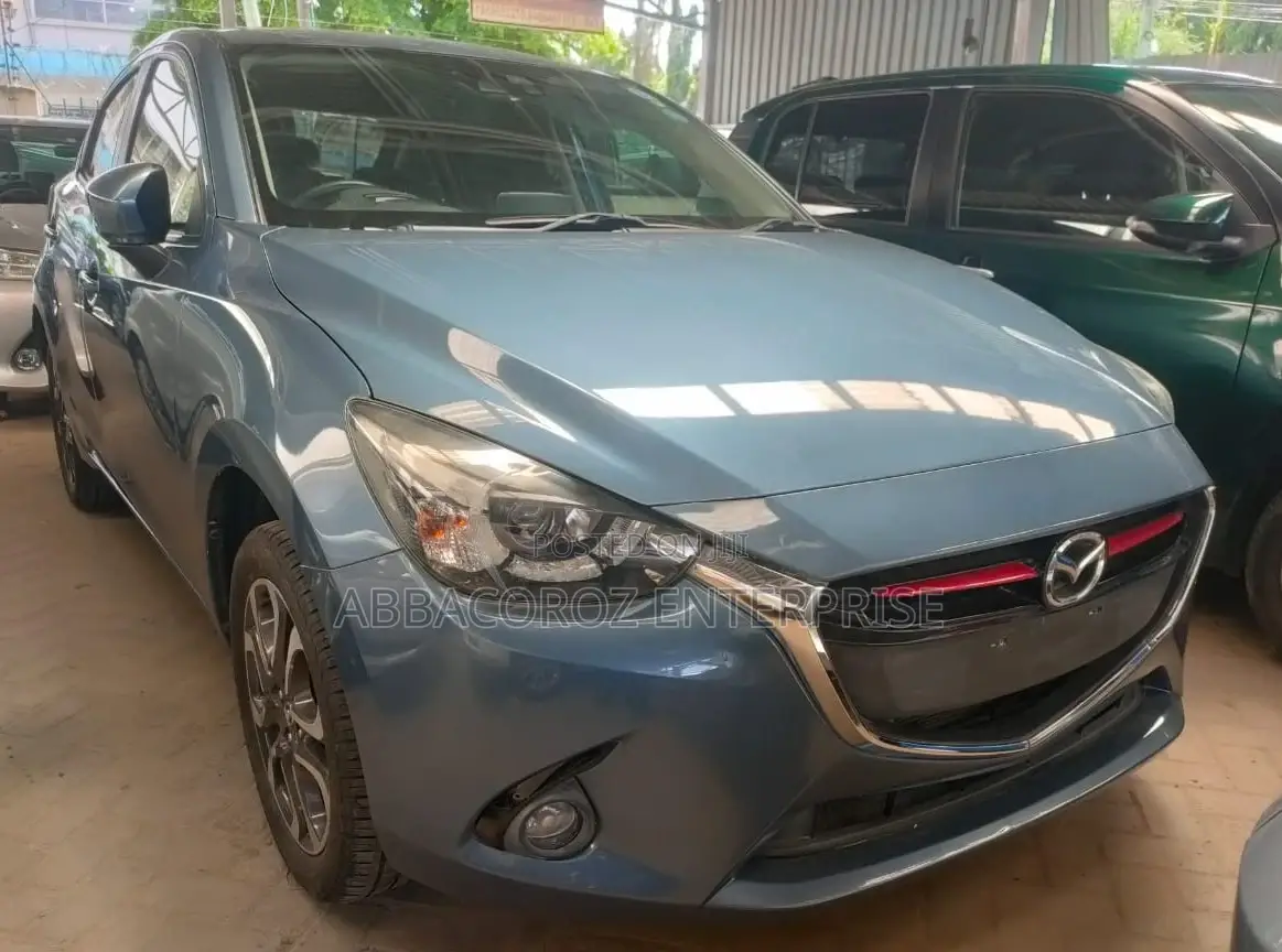 Mazda Demio 2017 Blue
