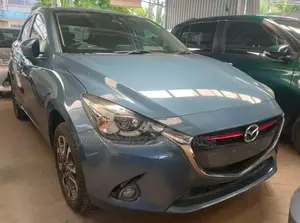 Mazda Demio 2017 Blue