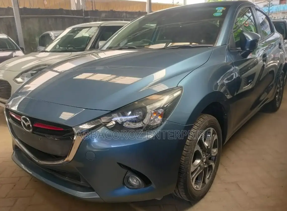 Mazda Demio 2017 Blue