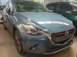 Mazda Demio 2017 Blue
