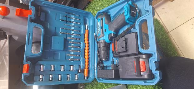 Makitta Cordless Drill - main view