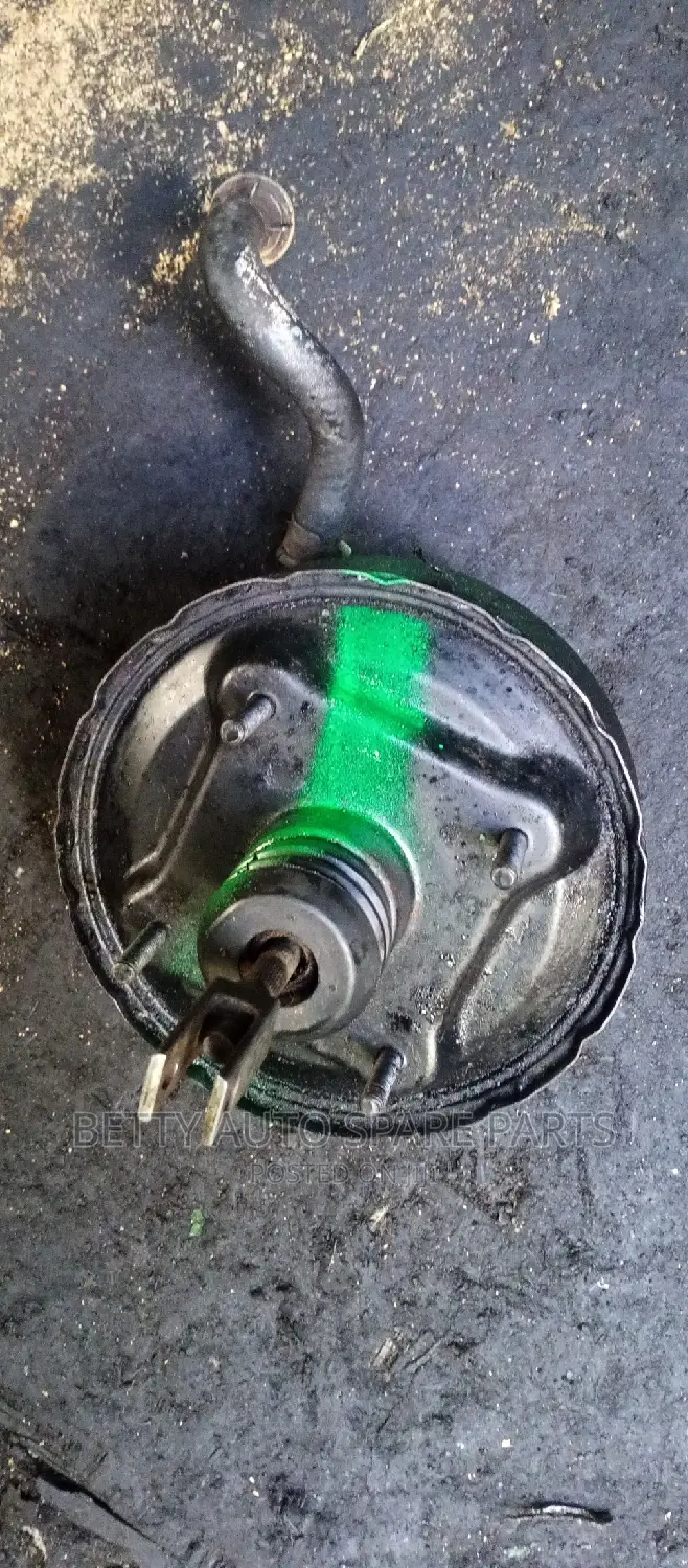 Toyota Corolla 91 Booster