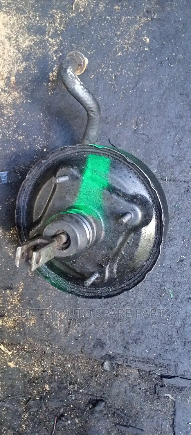 Toyota Corolla 91 Booster