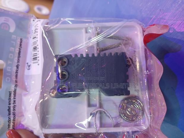 Dimmer Switch - thumbnail 3