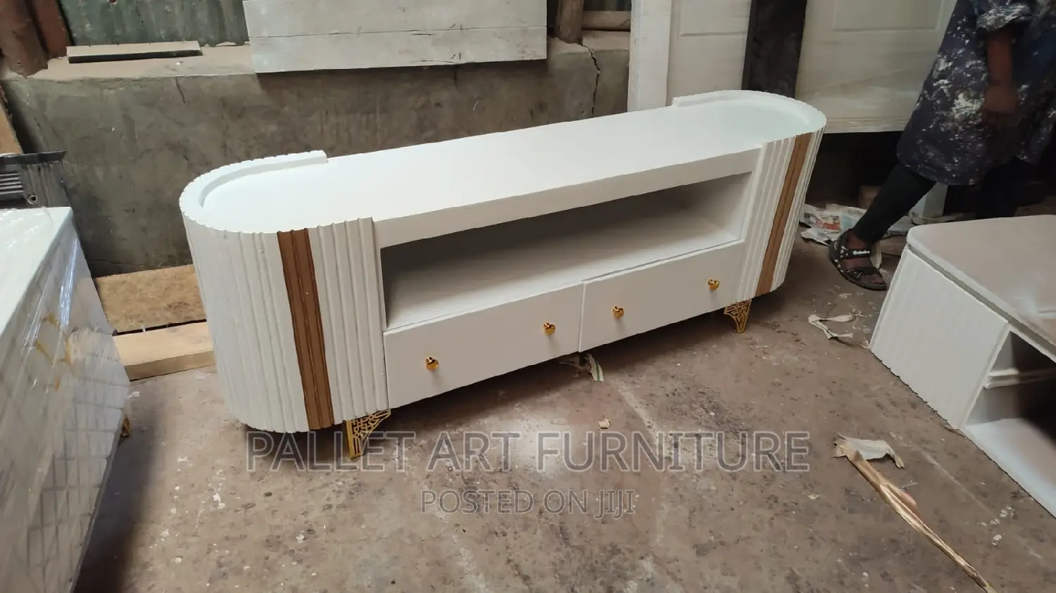 Standard Tv Stand