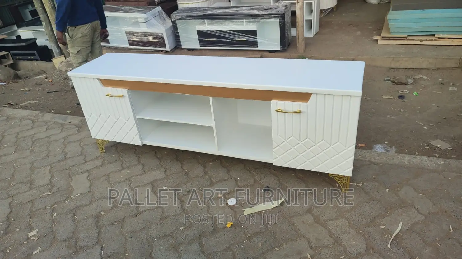 Standard Tv Stand