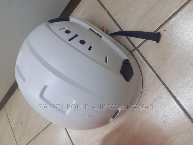 Heavy-duty Helment - main view