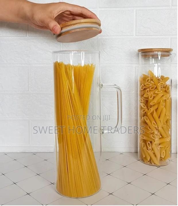 Glass Spaghetti Jar With Bamboo Lid and Handle 