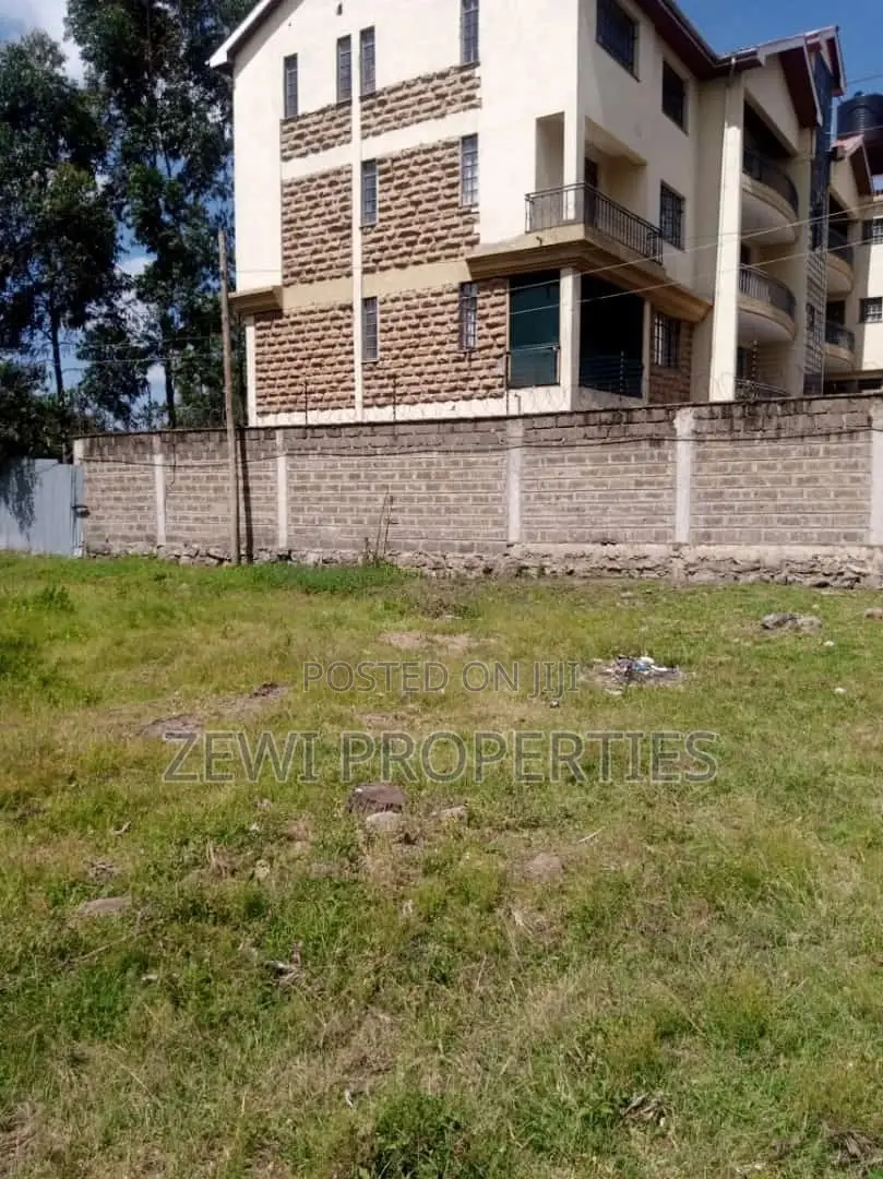 1/4 Acre Plot's Karen, Kerarapon .