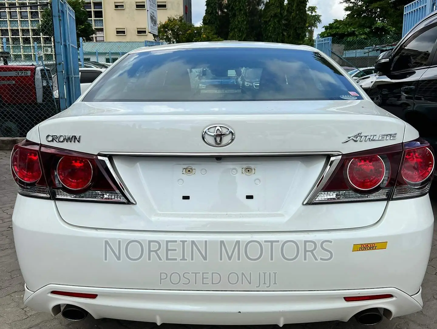 Toyota Crown 2017 White