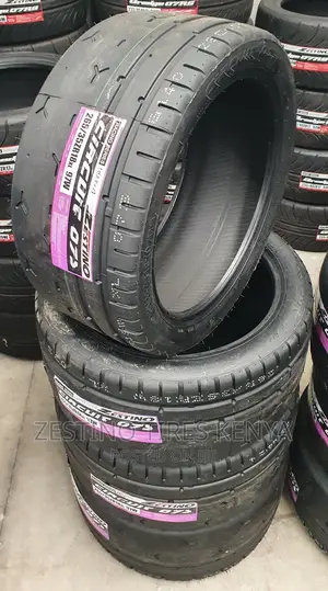 Zestino Circuit Tires 265/35 R18