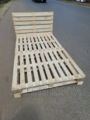 4×6 Pallet Bed- 4*6 Slightly Raised Pallet Bed. (Fd 06)