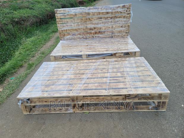 Pallet Bed- 6*6 Blazed and Detachable Pallet Bed. (KG04 )