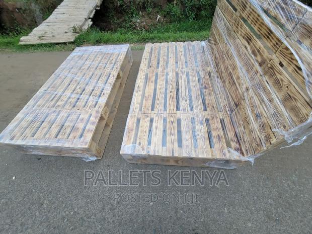 Pallet Bed- 6*6 Detachable and Blazed Pallet Bed. (JK08,) - thumbnail 2