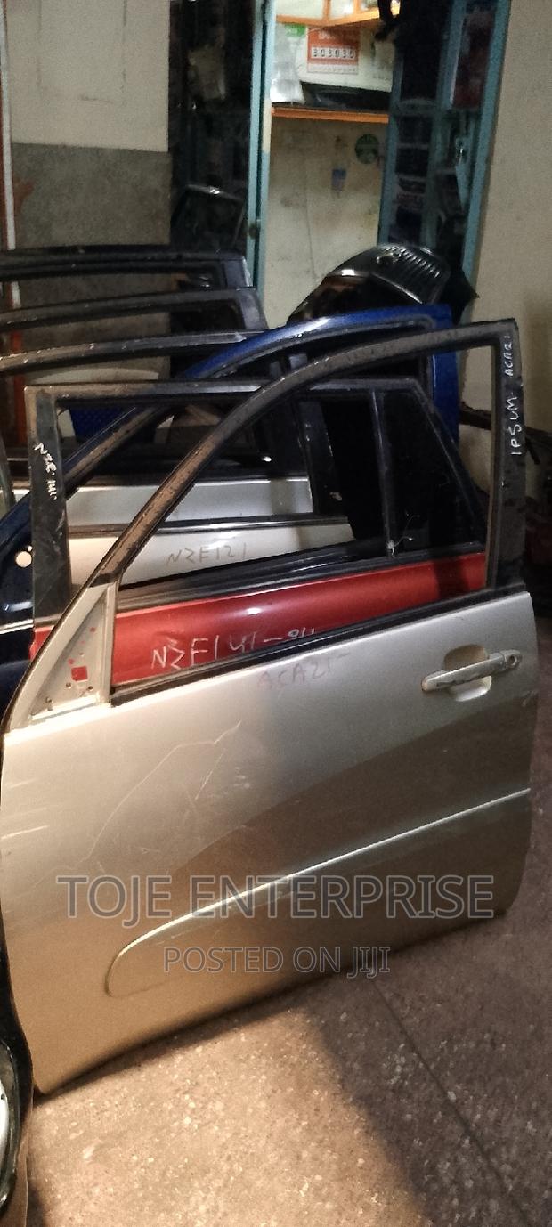 Rav 4 J Front Left Door Available