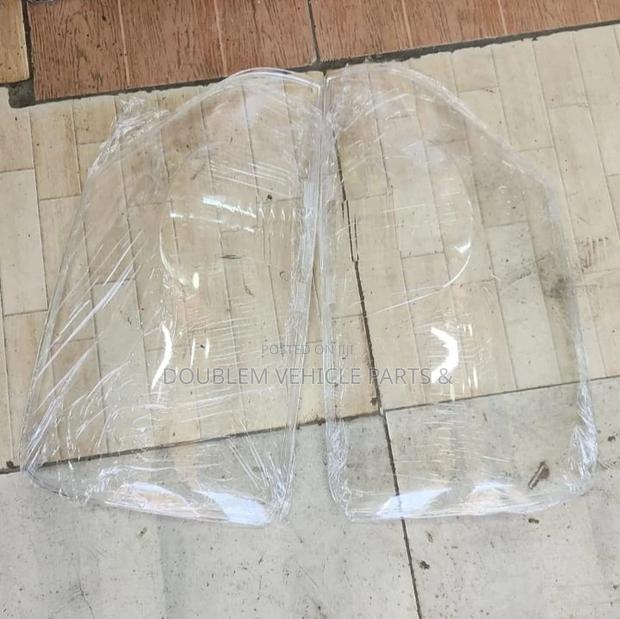 Tail Lens/Rear Lens Toyota Voxy 2012 Clear
