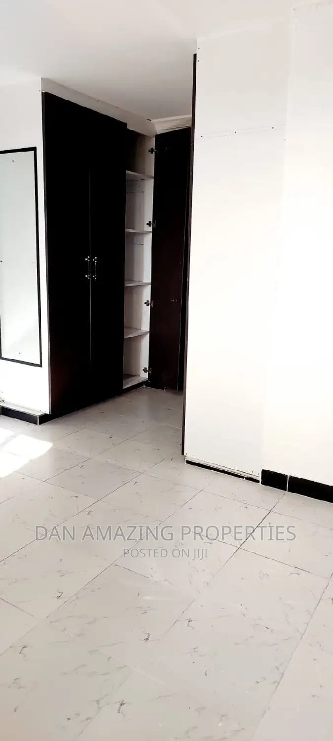 3bdrm Bungalow in Kantafu Town, Malaa for sale