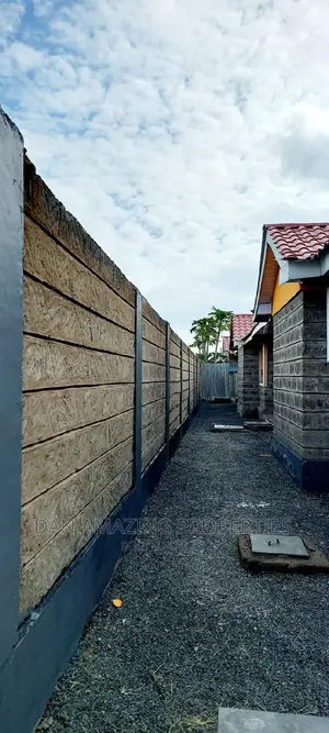 3bdrm Bungalow in Kantafu Town, Malaa for sale