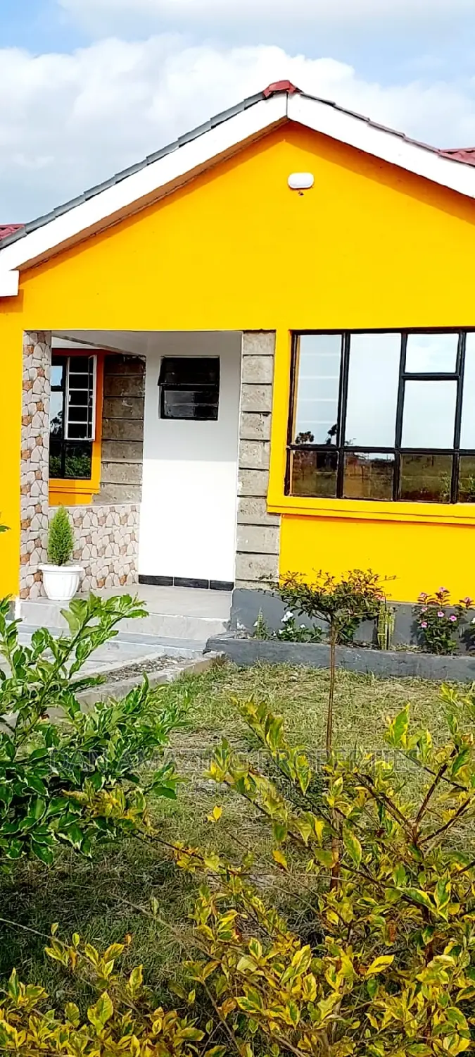 3bdrm Bungalow in Kantafu Town, Malaa for sale