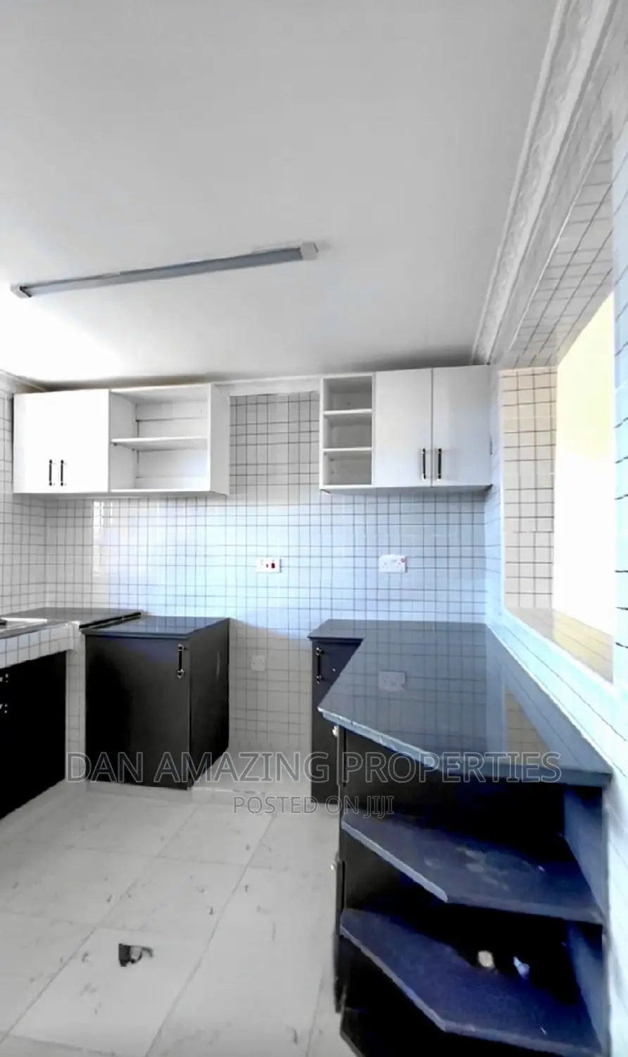 3bdrm Bungalow in Kantafu Town, Malaa for sale