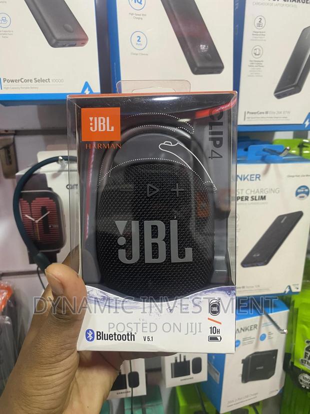 JBL Clip 4: Portable Speaker With Bluetooth - thumbnail 3
