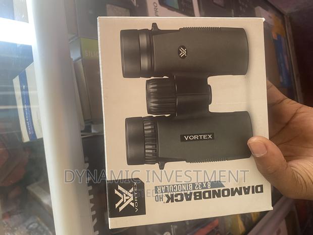 Vortex Optics Diamondback HD 8x32 Binoculars-Slip Resistant - thumbnail 4