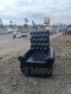 Pedicure Seat, Black Leather.