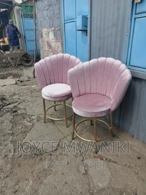 Salon Manicure Flower Seats. - thumbnail 2