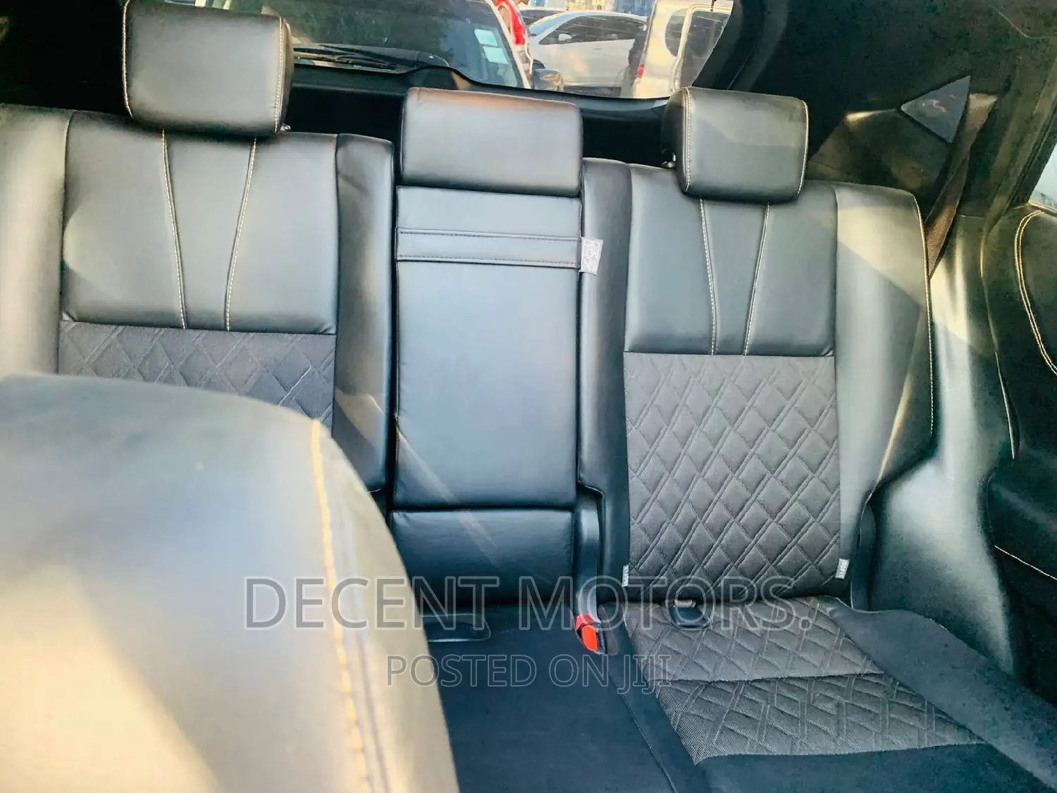 Toyota Harrier 2.0 2016 White