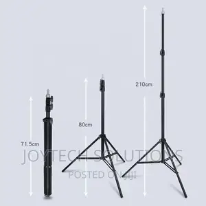 Light Stand 2'1 Meters High