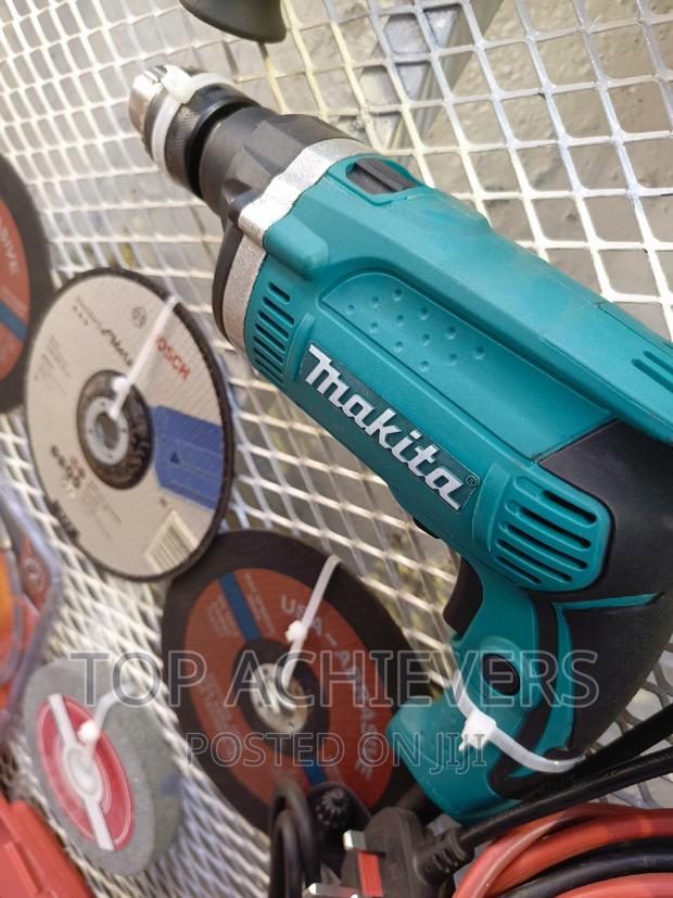 Quality 710w Electric Drill - main view