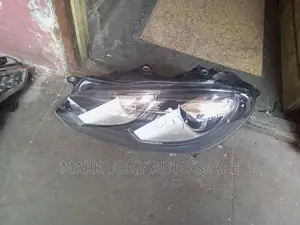 Volkswagen Golf Headlight Zenon 2012