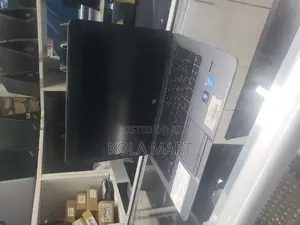 New Laptop HP EliteBook 820 G2 8GB Intel Core I5 SSHD (Hybrid) 500GB