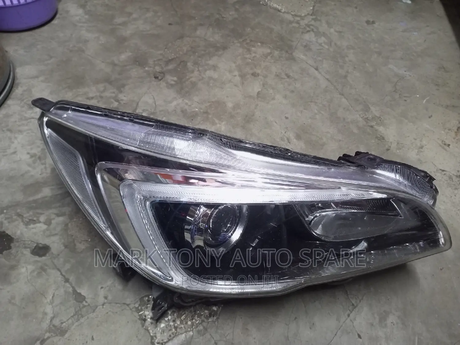 Subaru Legacy BS9 Head Light Zenon