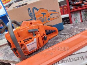 Husqvarna 272 Chainsaw Saw - thumbnail 2