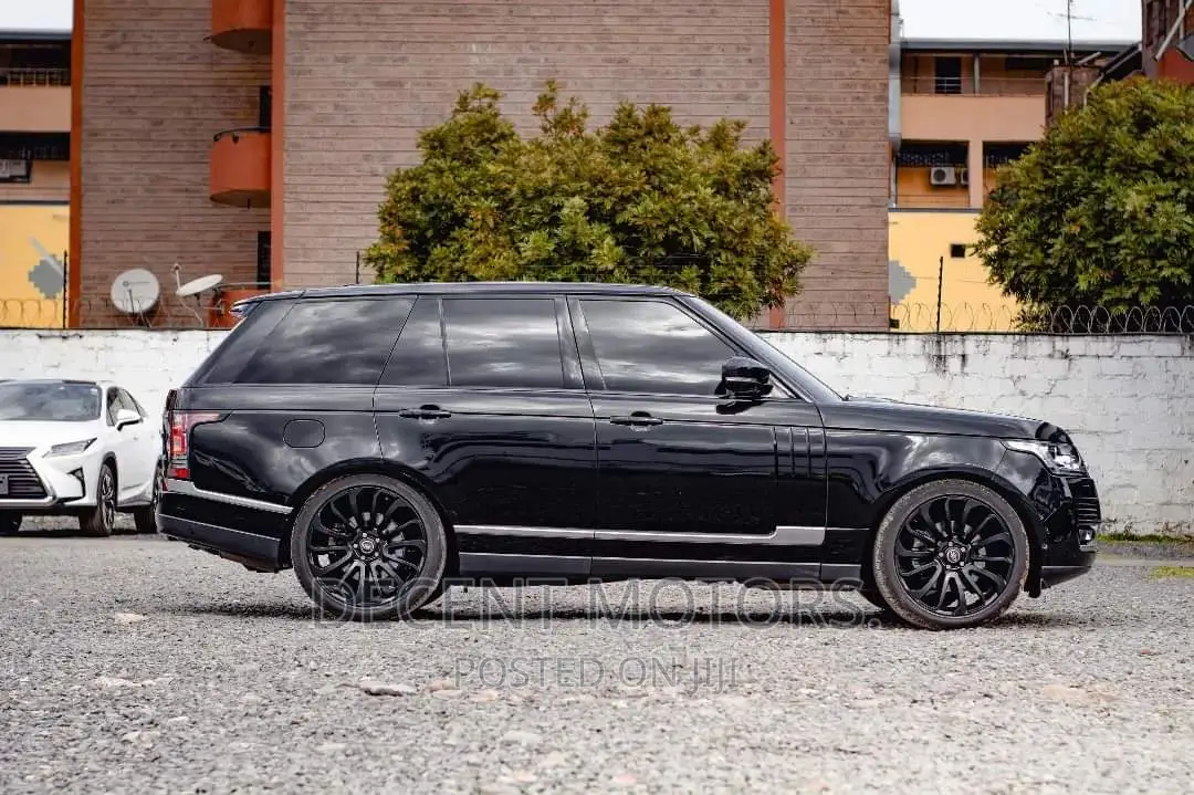 Land Rover Range Rover Vogue 2017 Black